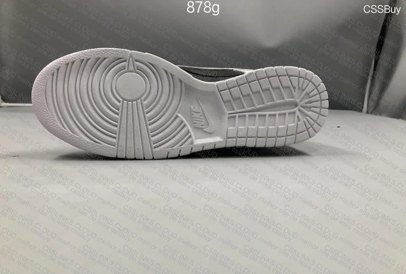 Nike dunk low reverse panda