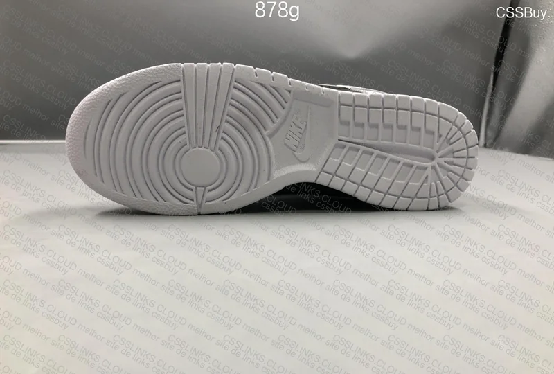 Nike dunk low reverse panda 6