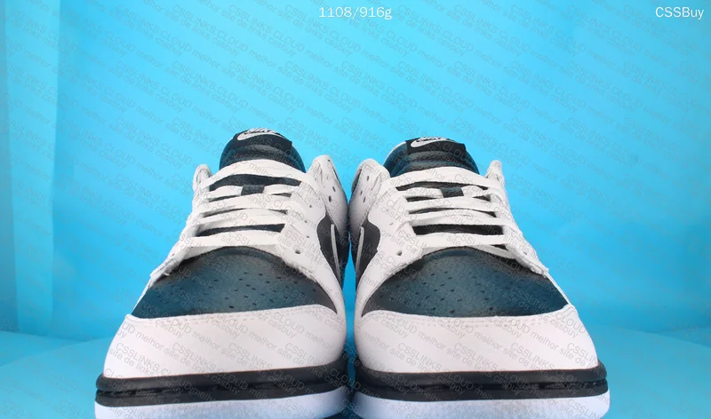 Nike Dunk Low Reverse Panda 3