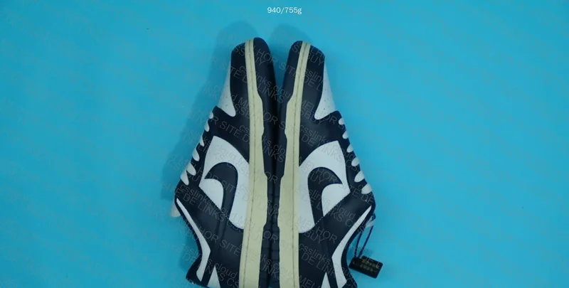 Nike Dunk Low (SALE)