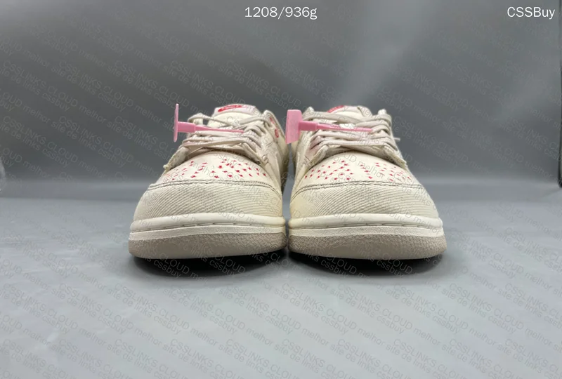Nike Dunk Low Sashiko Light Orewood Brown 2