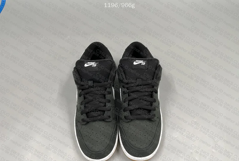 Nike Dunk Low SB Black Gum