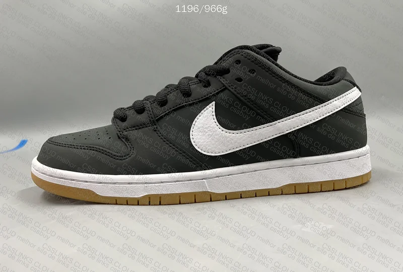 Nike Dunk Low SB Black Gum 4