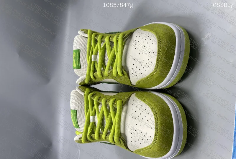 Nike Dunk Low SB Green Apple 2