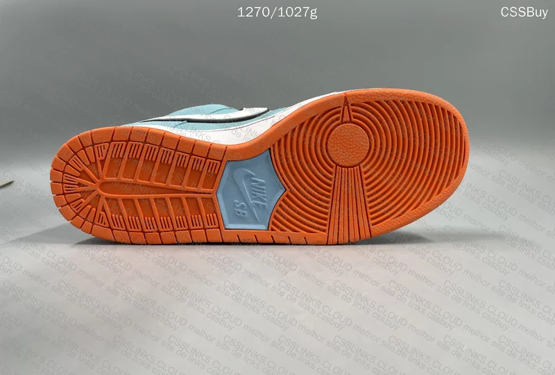 Nike Dunk low sb ‘GULF 58’ 4