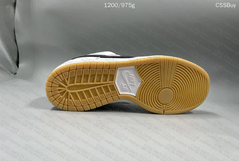 Nike Dunk Low SB White Gum GL?? 6