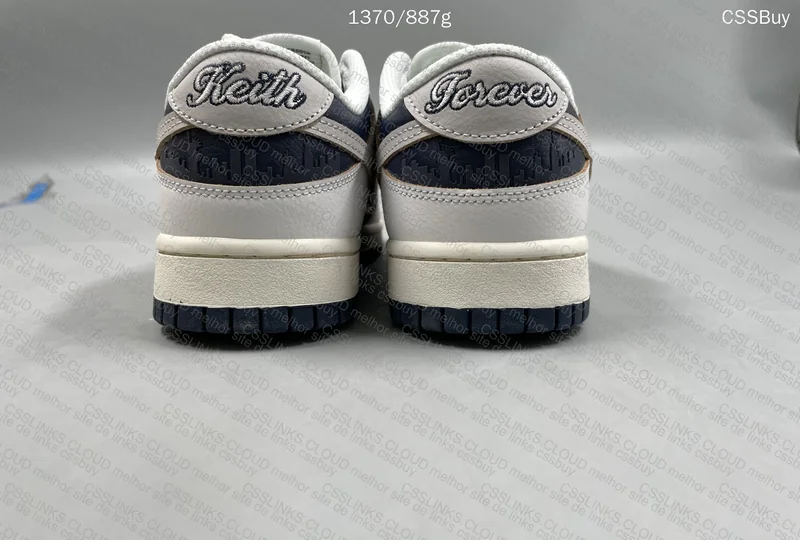 Nike Dunk Low SB x HUF "New York" 3