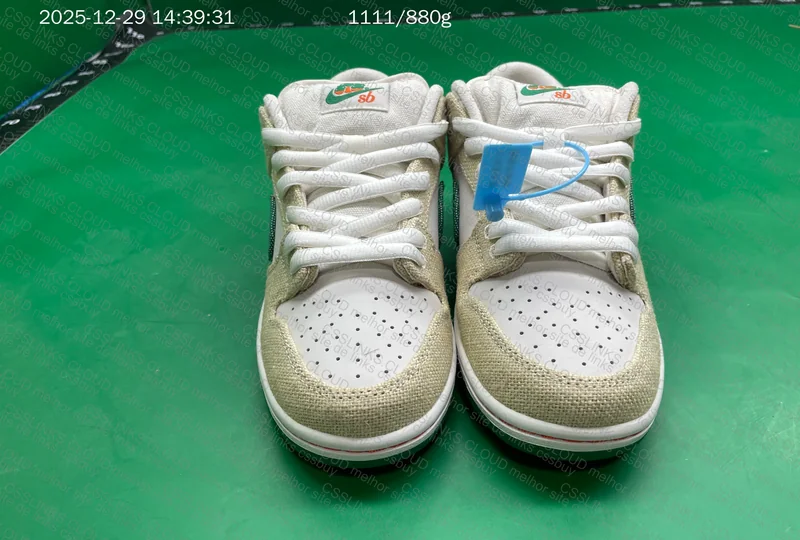 Nike Dunk Low SB x Jarritos 4