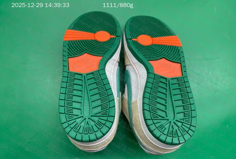 Nike Dunk Low SB x Jarritos 8