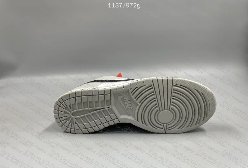 Nike Dunk Low SE Jackpot 3
