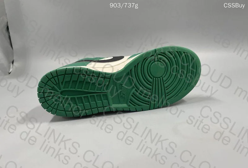 Nike Dunk Low SE Lottery 5