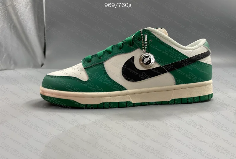 Nike Dunk Low SE Lottery