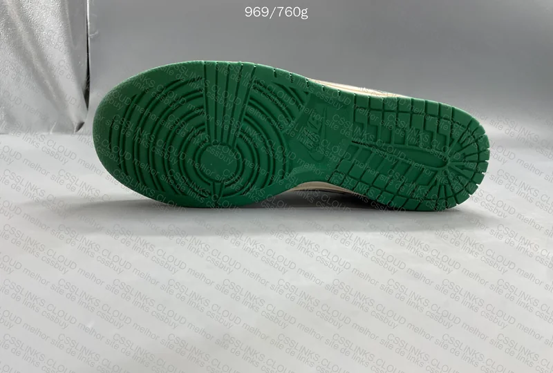 Nike Dunk Low SE Lottery 4