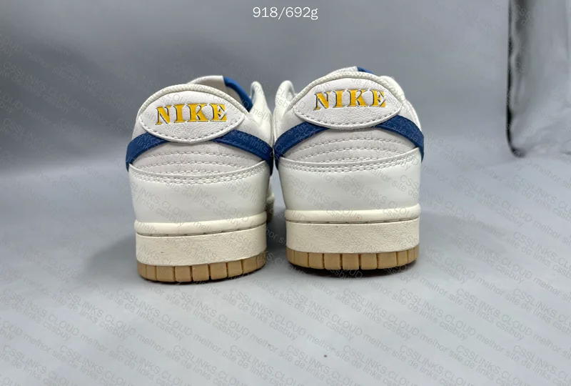 Nike Dunk Low SE - Sail Dark Marina Blue 9