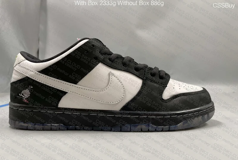 Nike Dunk Low - Staple Panda Pigeon