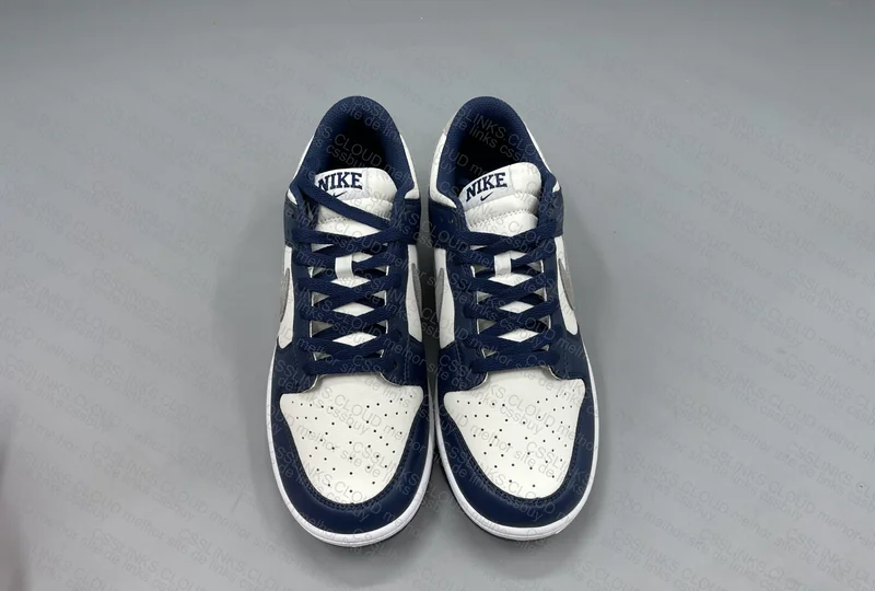 Nike Dunk Low - Summit White/Midnight Navy 6