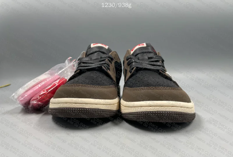 Nike Dunk Low Travis Scott Reverse 4