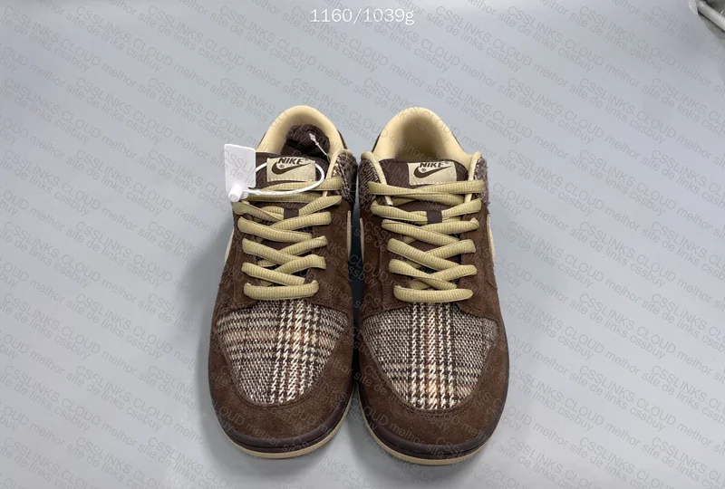 Nike dunk low tweed 4
