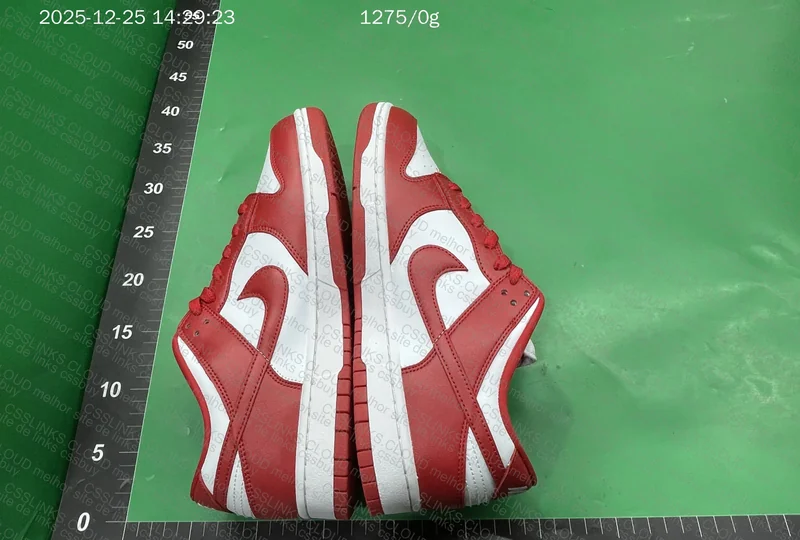 Nike dunk low university red