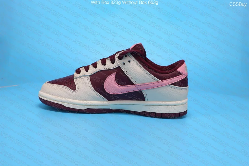 Nike Dunk Low Valentine’s 4
