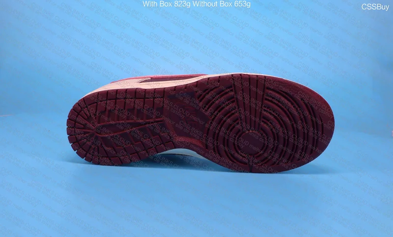 Nike Dunk Low Valentine’s 6