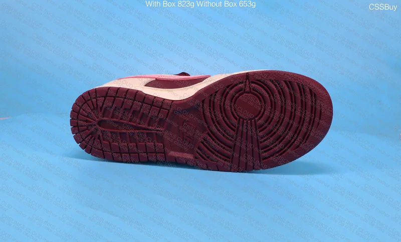 Nike Dunk Low Valentine’s 9