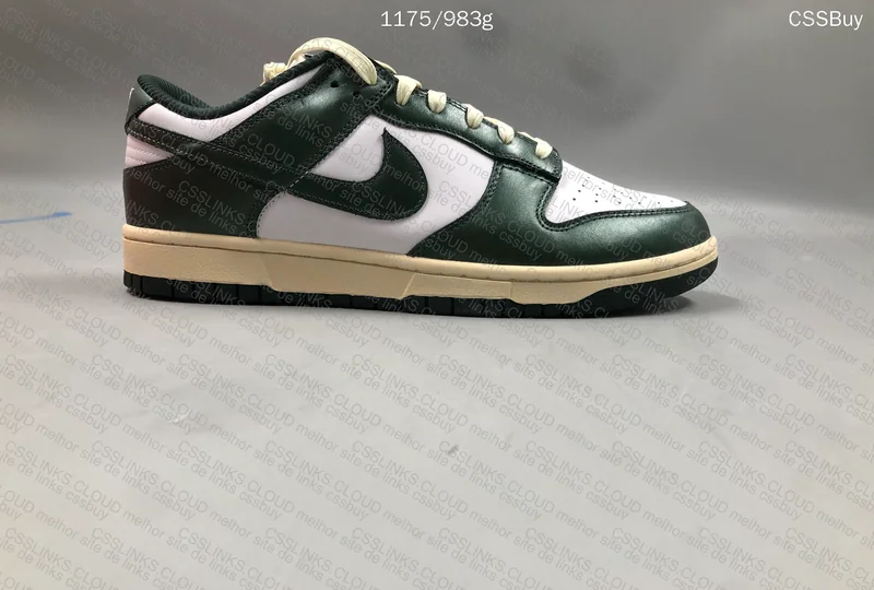 Nike Dunk Low Vintage Green 10
