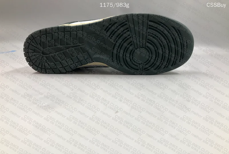 Nike Dunk Low Vintage Green 11