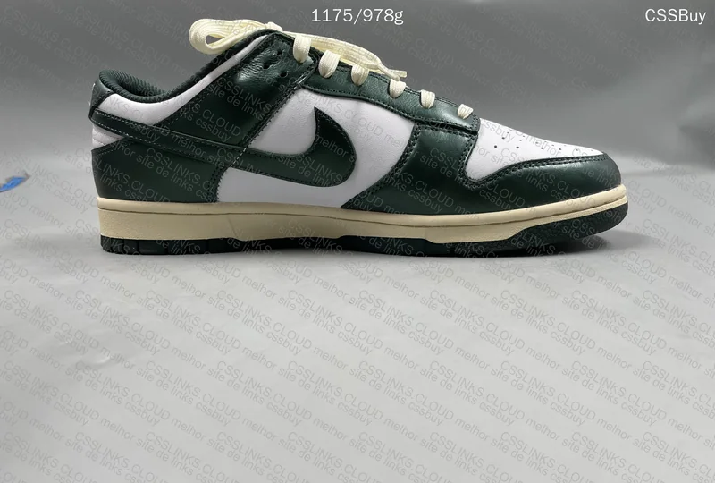NIKE DUNK LOW VINTAGE GREEN 3