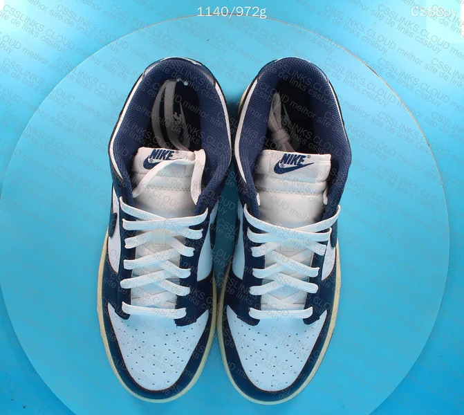 Nike Dunk Low Vintage Navy 5