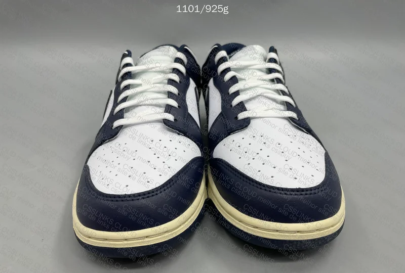 Nike Dunk Low Vintage Navy 2
