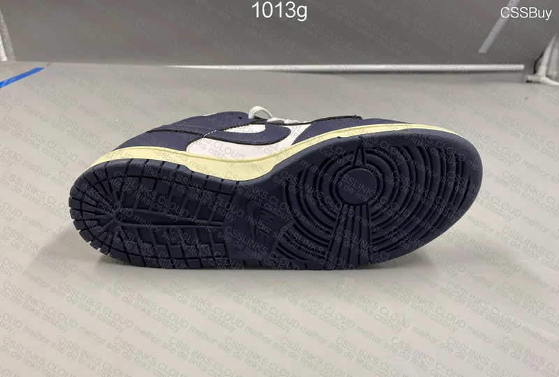 Nike Dunk Low Vintage Navy 89Y 3