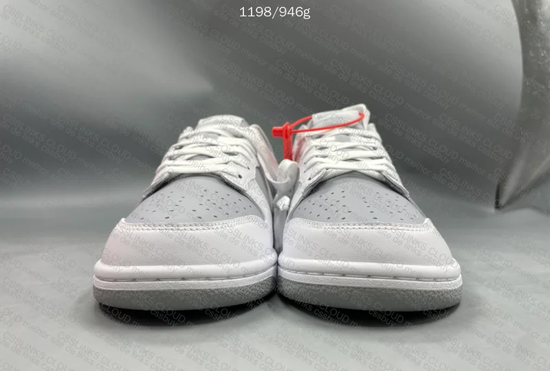 Nike Dunk Low Wolf Grey