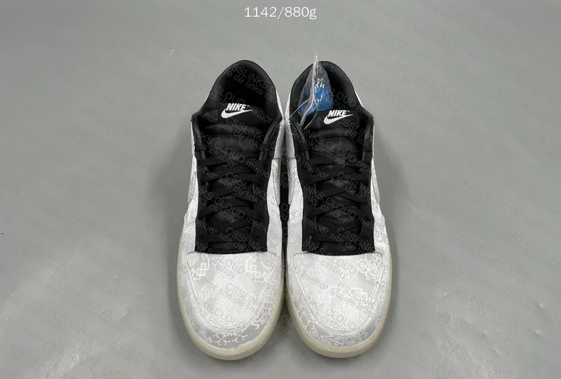Nike Dunk Low x CLOT x Fragment
