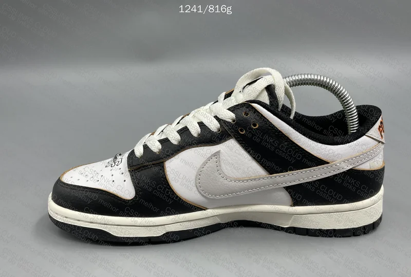 Nike Dunk Low x HUF - Keith Forever 5