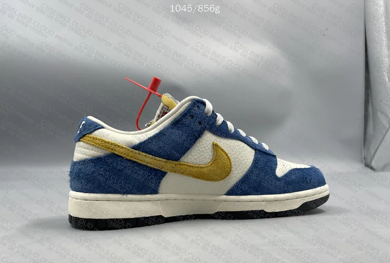 Nike Dunk Low x Kasina "80's Bus" 7