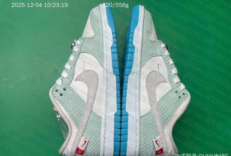Nike Dunk Low Year of the Dragon 3