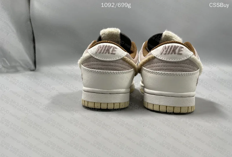 Nike Dunk Low Year of The Rabbit 4