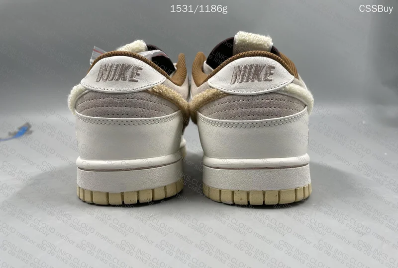 Nike Dunk Low Year of The Rabbit 3