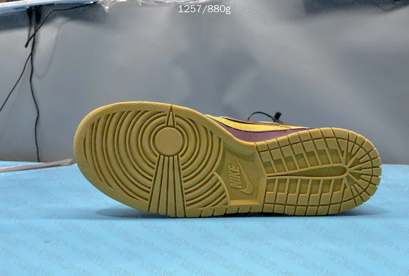Nike Dunk Low Yellow Lobster 6