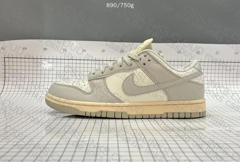 Nike Dunk M Batch Ovo