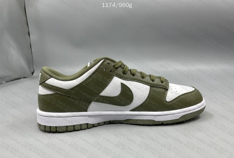Nike Dunk Medium olive VT 8