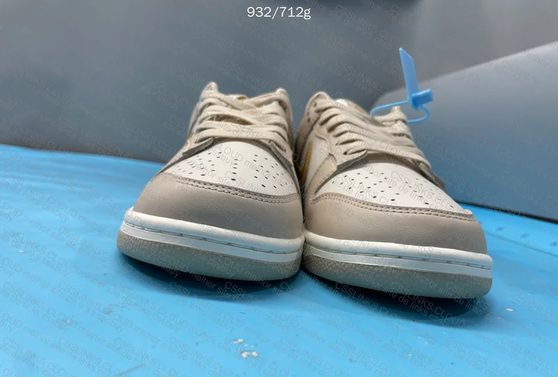 nike dunk metallic gold