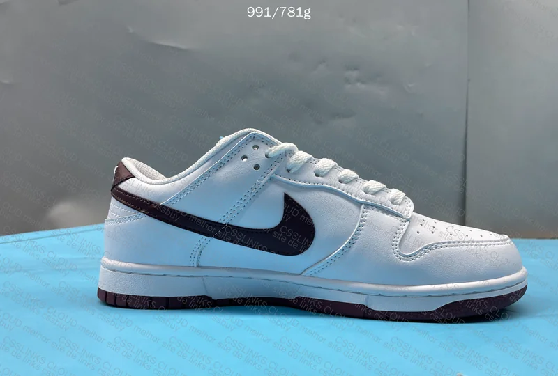 Nike Dunk Night Maroon-White 5