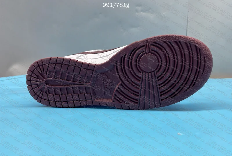 Nike Dunk Night Maroon-White 8