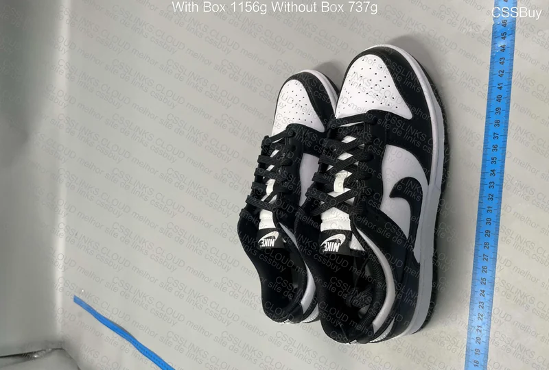 NIKE DUNK PANDA