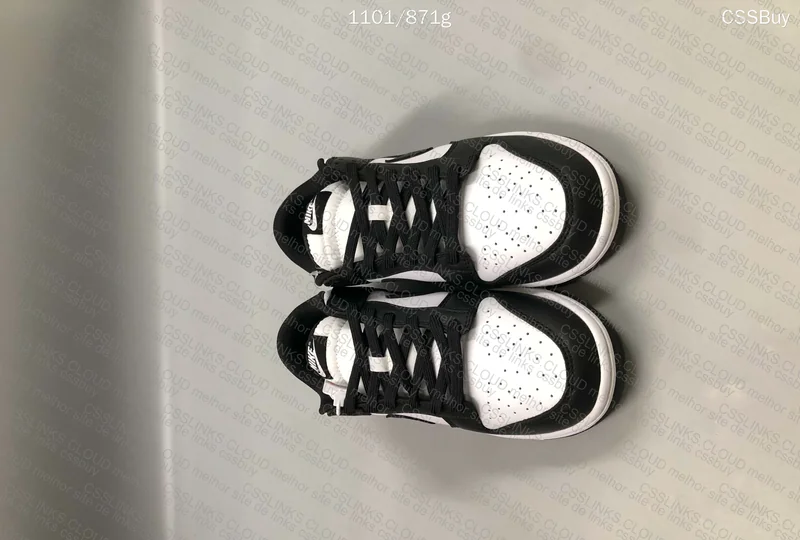 Nike Dunk Panda 4