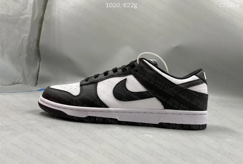 Nike Dunk Panda 3