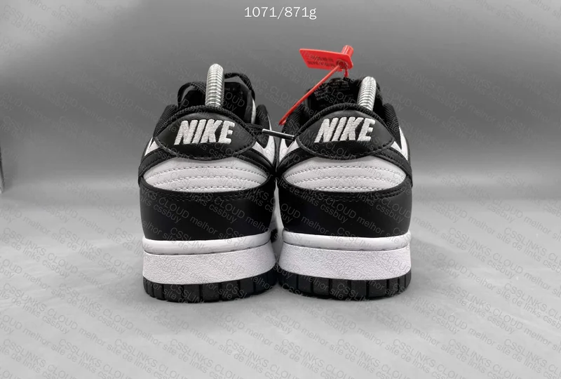 Nike Dunk Panda 3