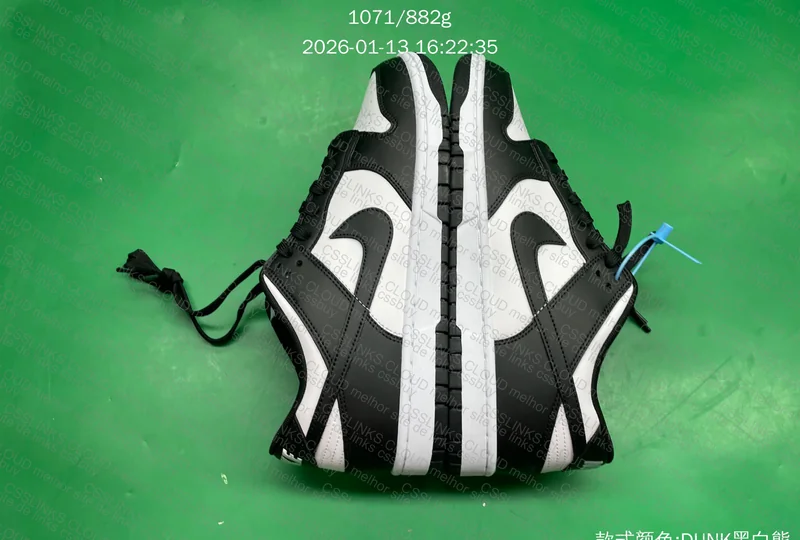 Nike Dunk Panda